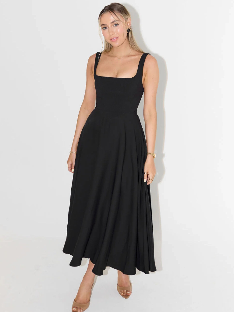 JULIA | Elegantes Midikleid mit eckigem Ausschnitt