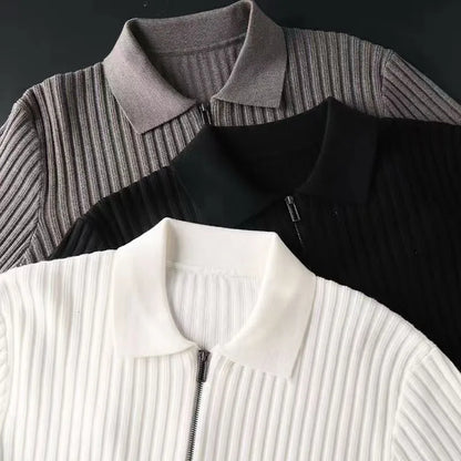 Eleganter Pullover mit Streifenmuster und Reißverschluss